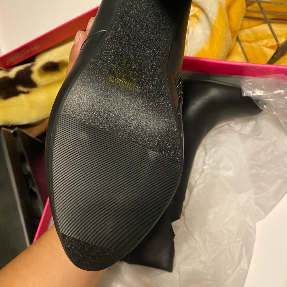 Booties - Picture 3 of 3